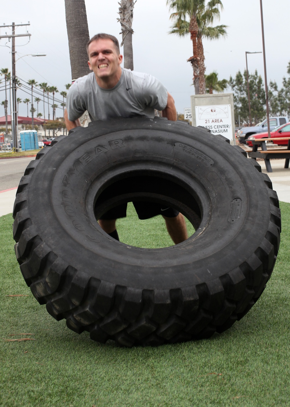 MCCS hosts fitness challenge for Marines