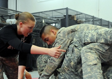 Taking it to the mat: 1st BCT soldiers knock out combatives training