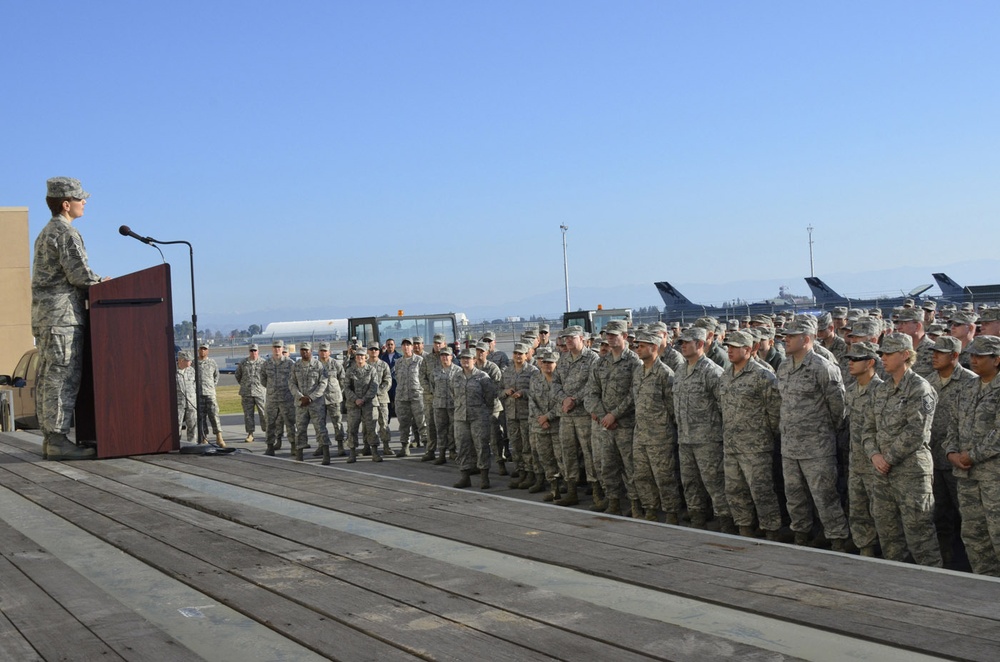 Senior enlisted leader to the Chief of the NGB visits the 144FW