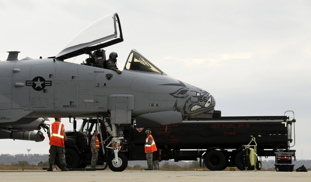 Pit stop: 188th conducts 'hot-pit' refuels