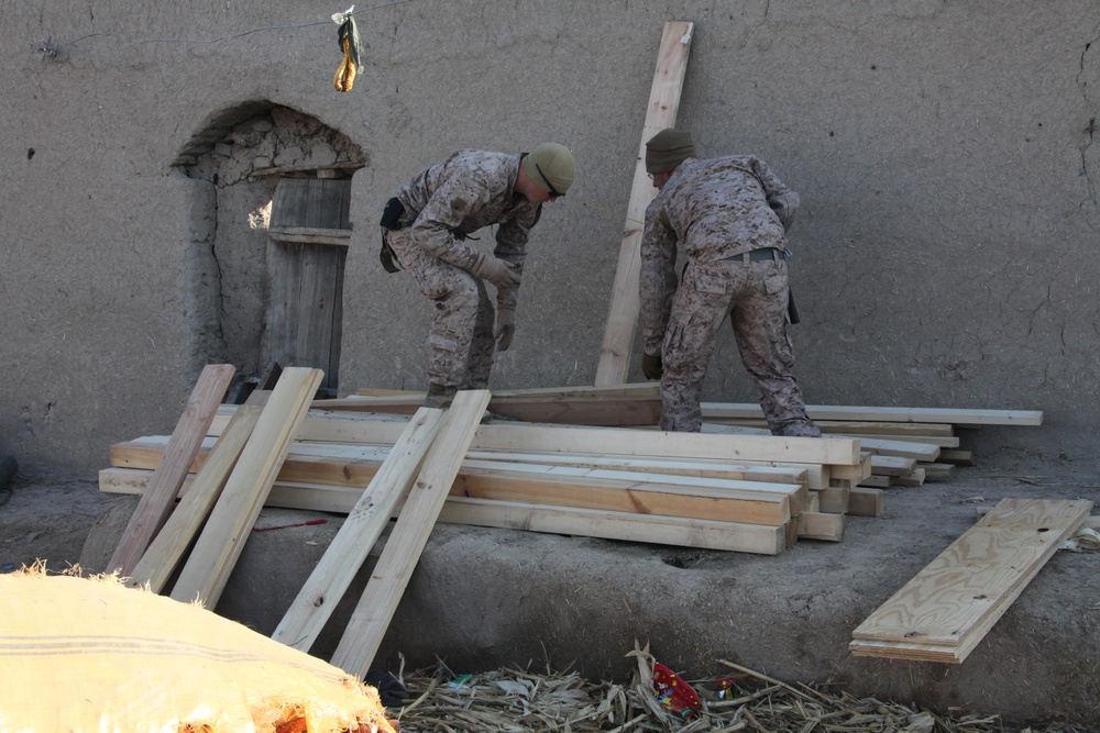 Marines conduct operations in Helmand province