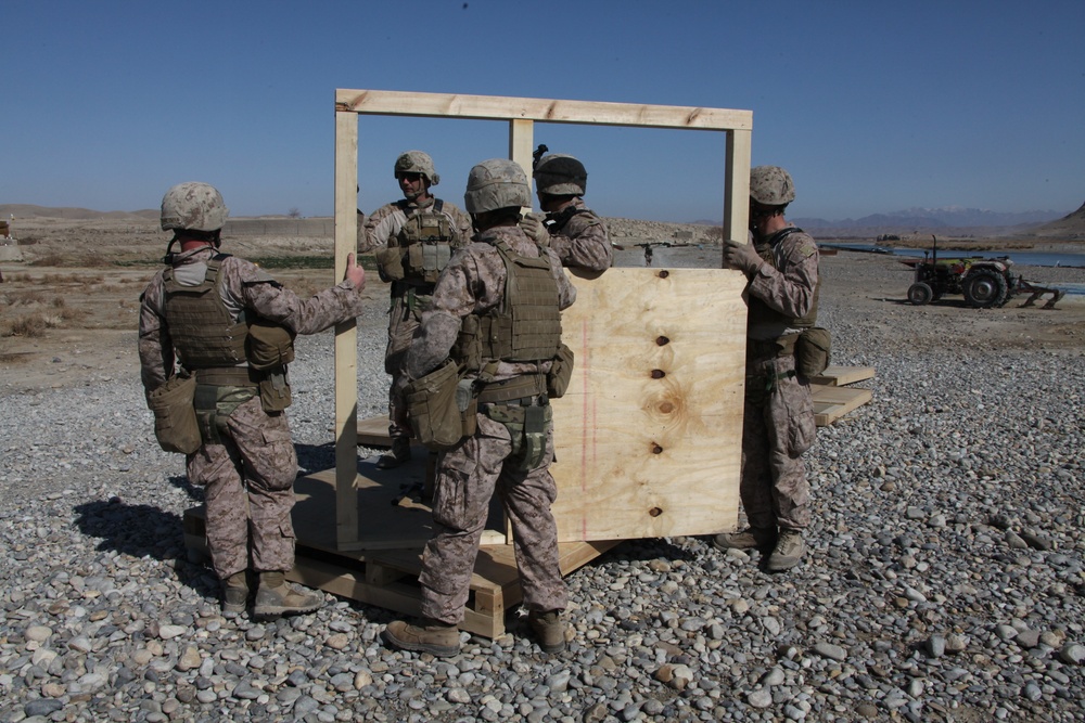 Marines conduct operations in Helmand province