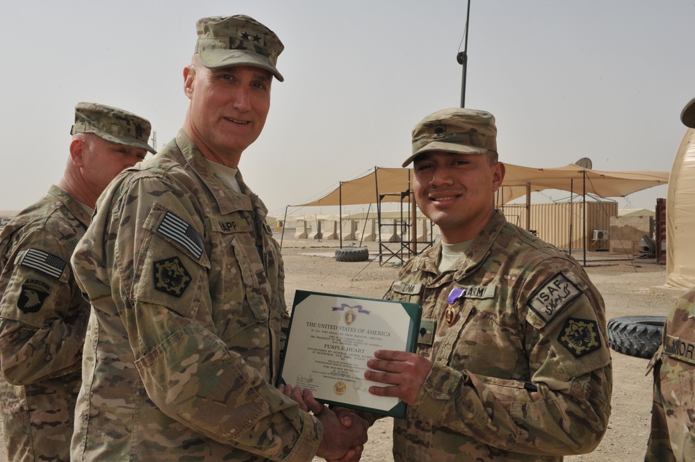 US Army soldier receives Purple Heart