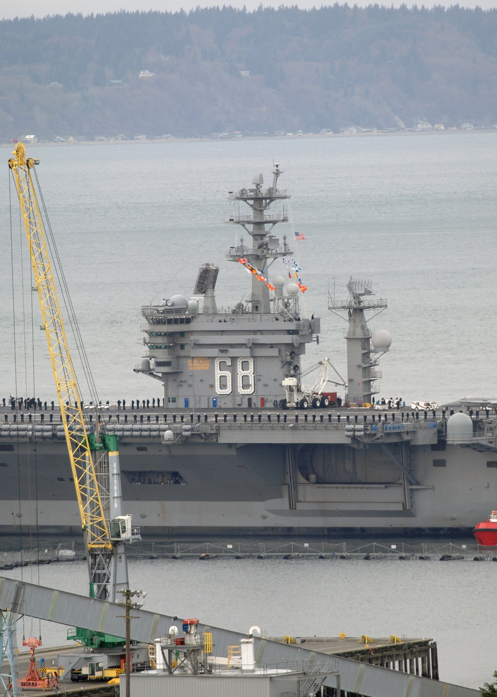 USS Nimitz arrives at homeport Everett