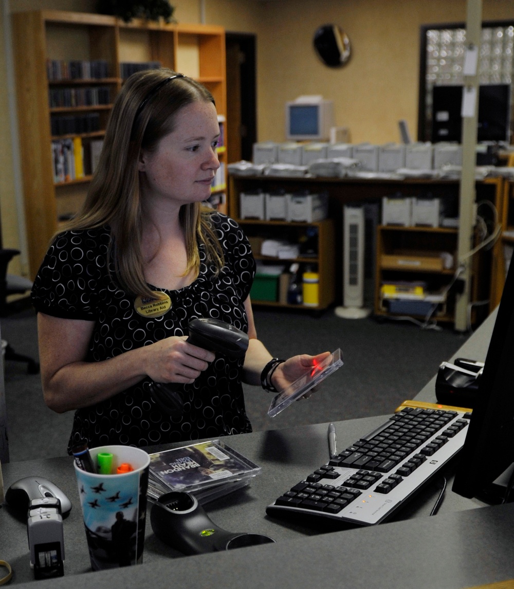 19th Force Support Squadron librarian supports airmen