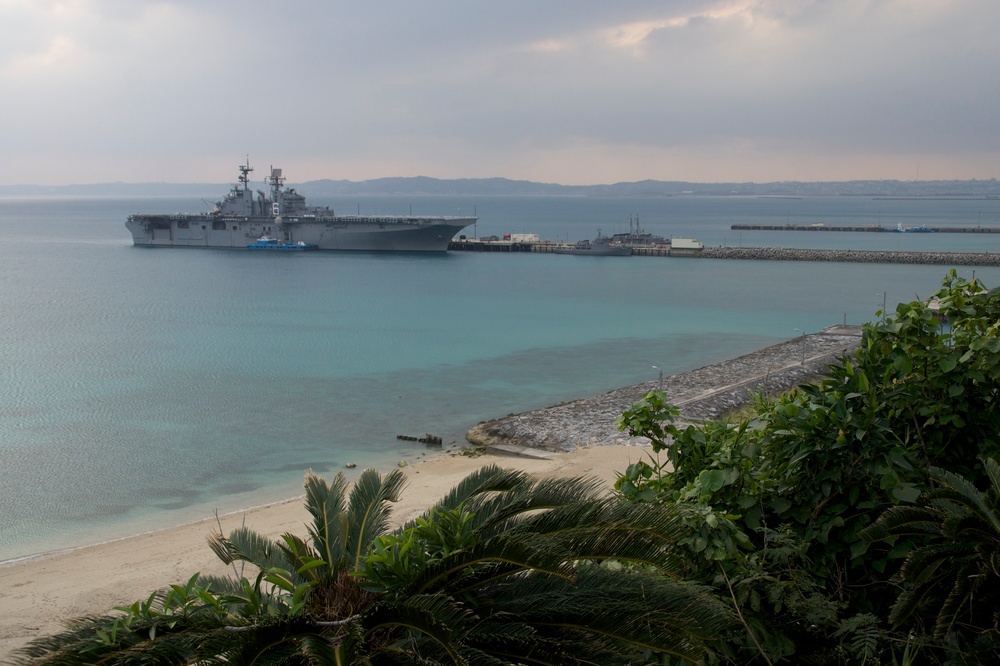 USS Bonhomme Richard port visit