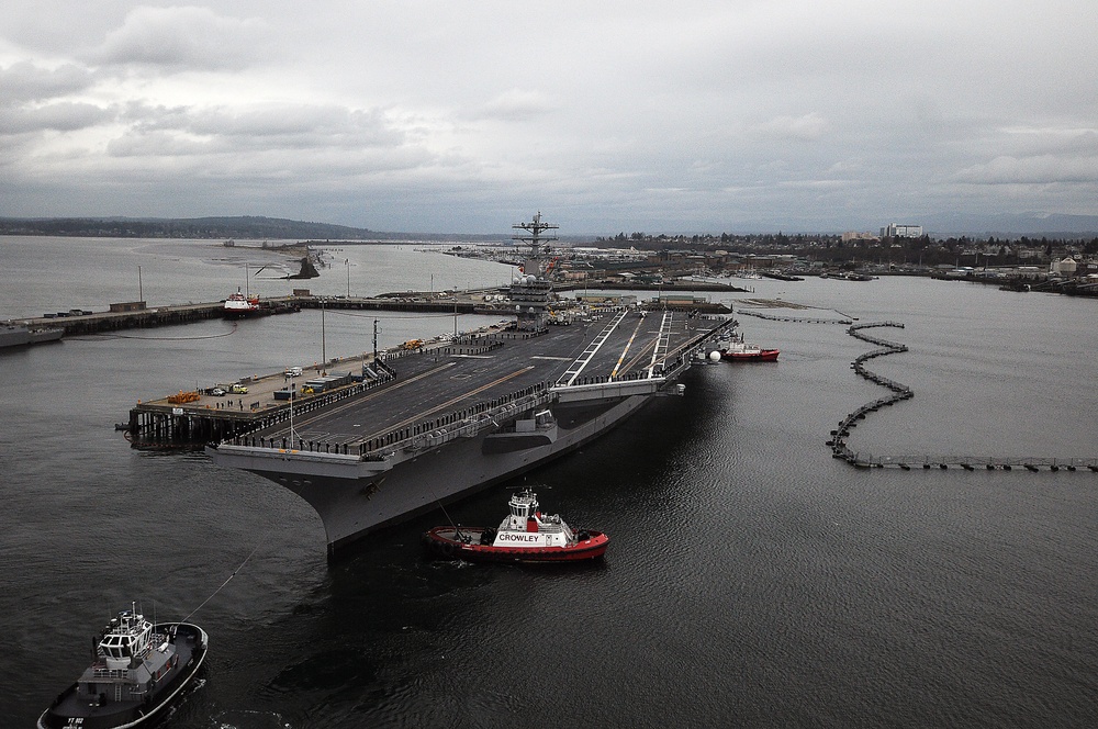USS Nimitz arrives at new homeport