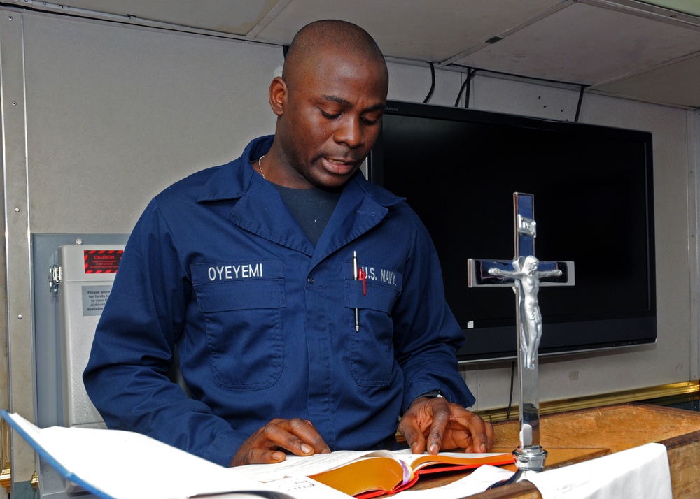 USS Simpson performs daily operations