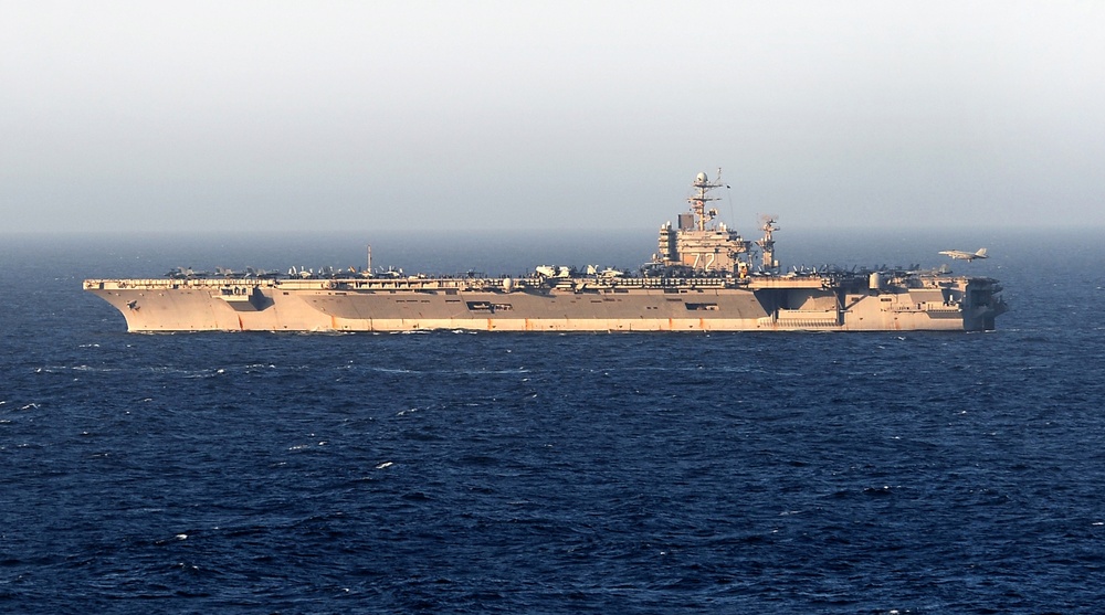 USS Abraham Lincoln transits the Arabian Sea