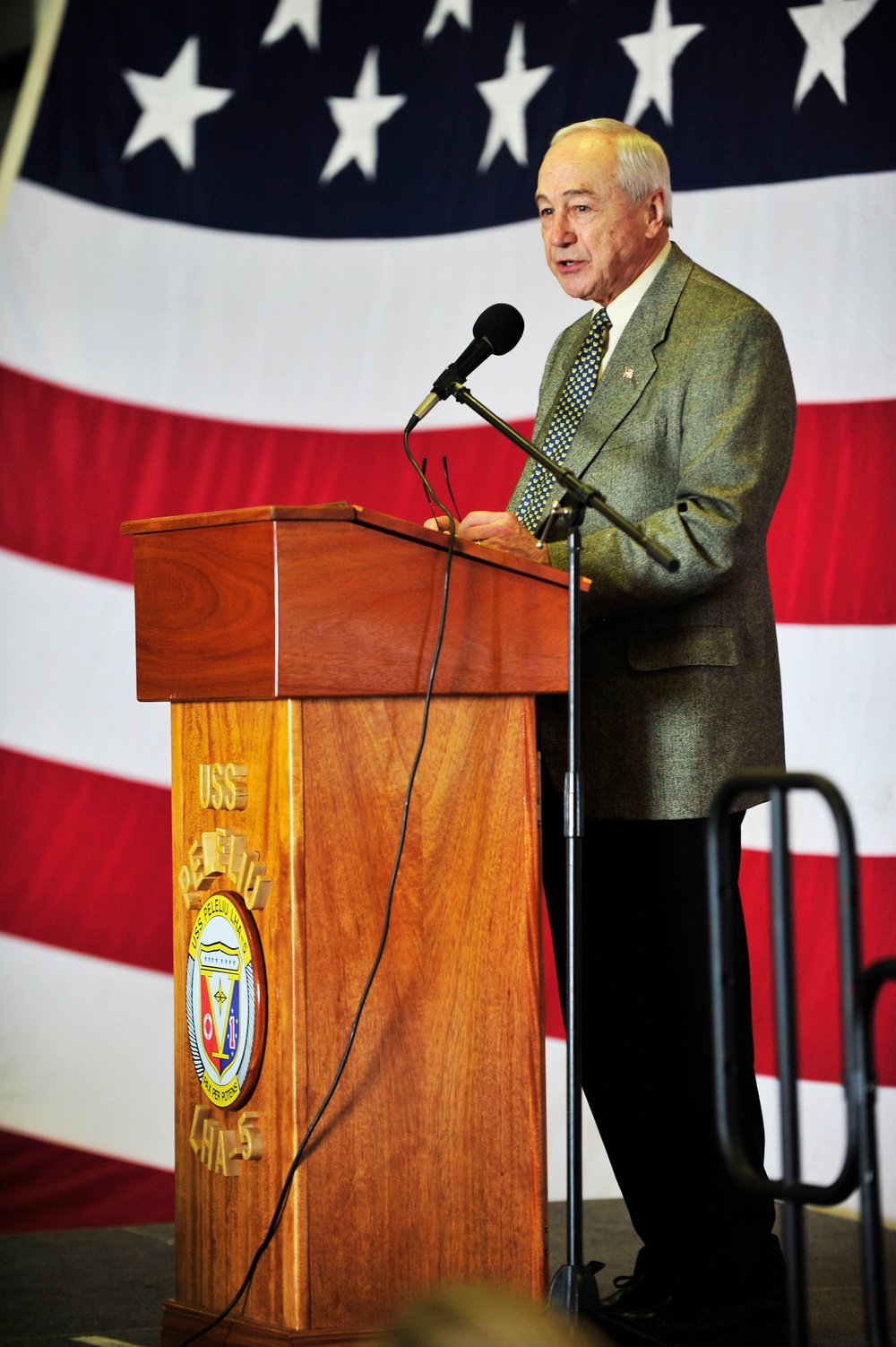 Carter visits Peleliu