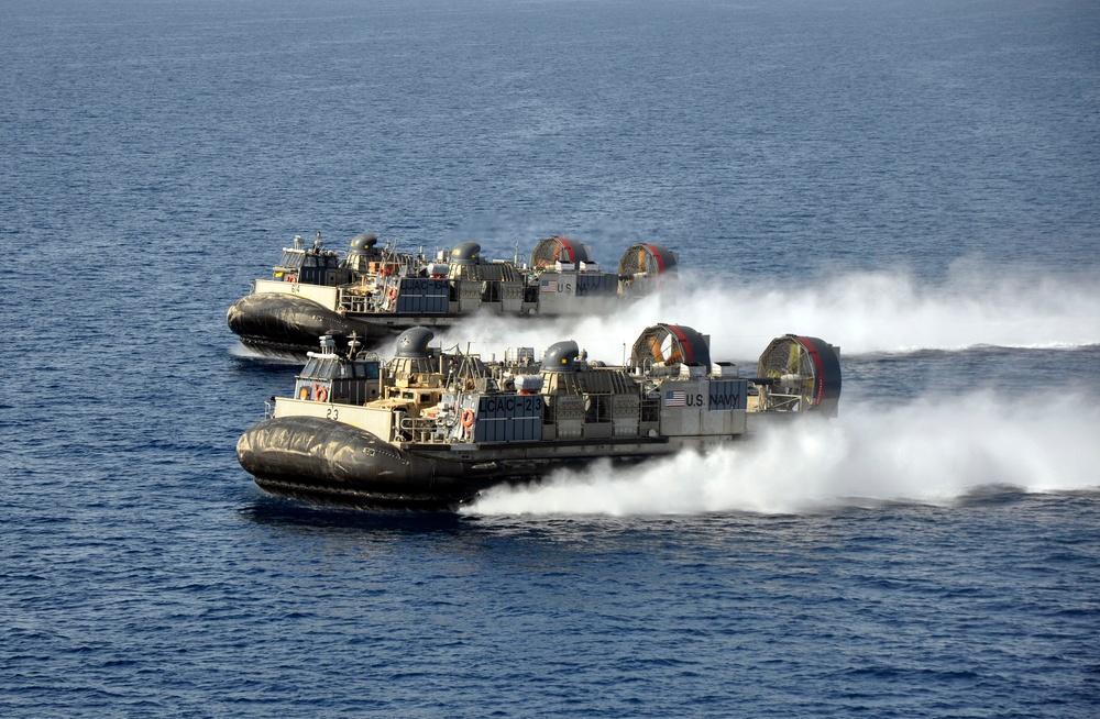 Landing craft air cushions approaches USS New Orleans