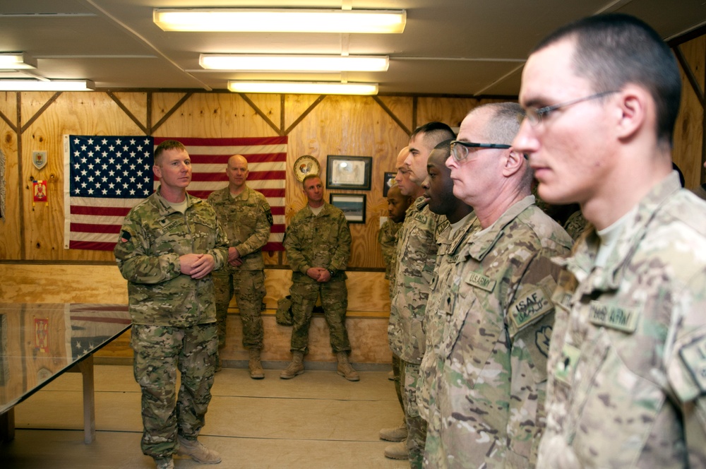 1-24th Infantry re-enlistment ceremony