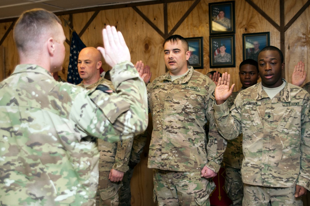 1-24th Infantry re-enlistment ceremony