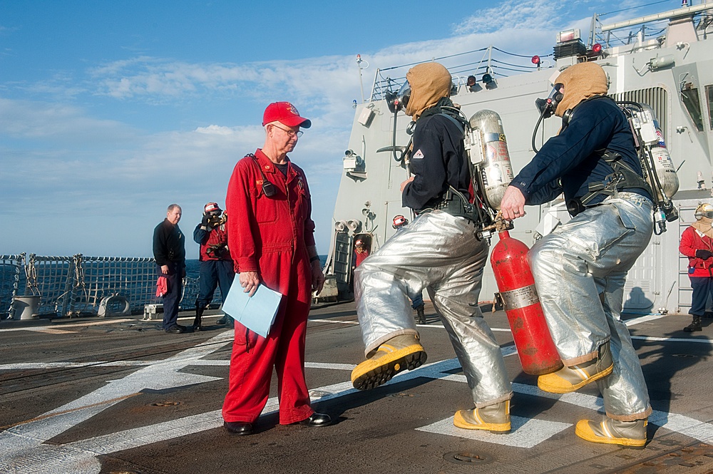 USS Nitze sailors conduct crash and salvage drill