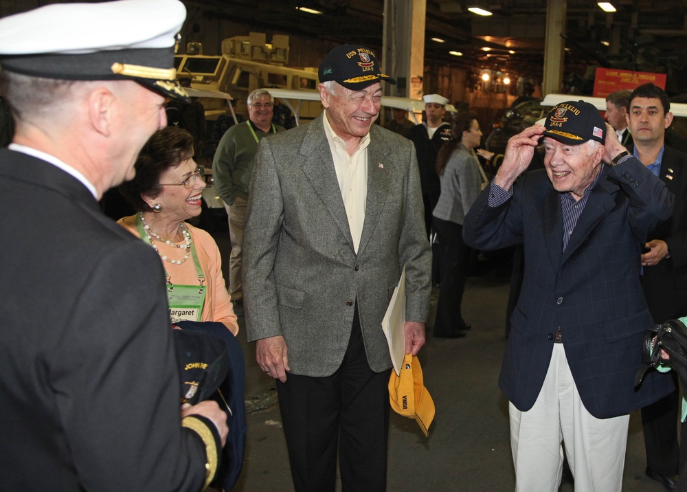 Carter Center officials visit USS Peleliu