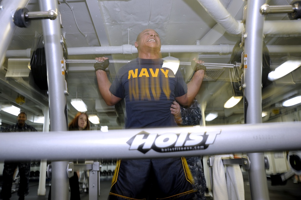 USS Nimitz 1,000-pound club
