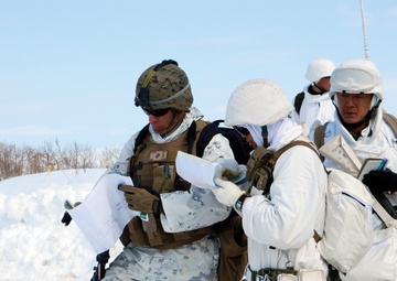 Marines, JGSDF come together for Forest Light