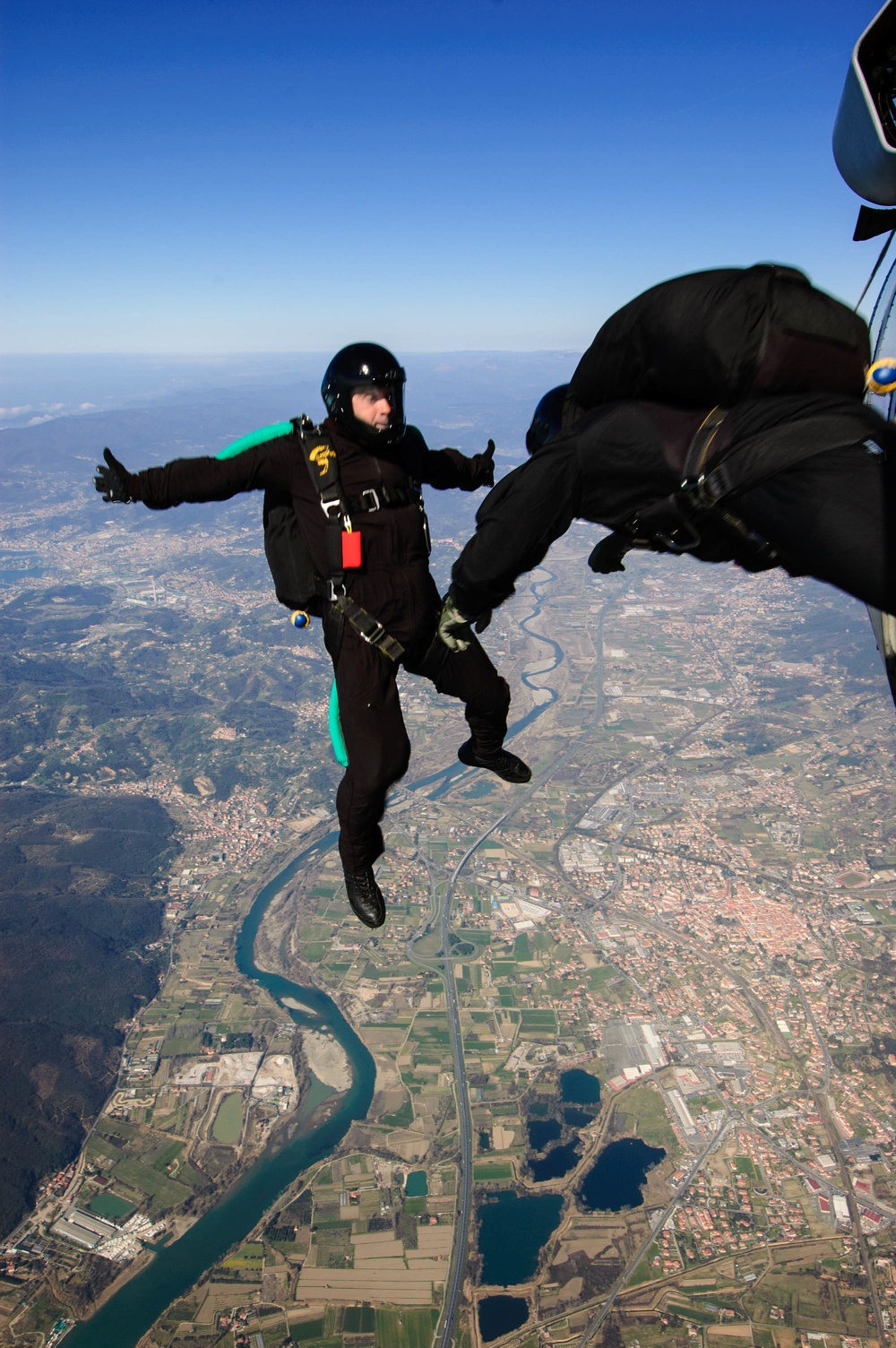 HSC 28 train with Italian jumpers