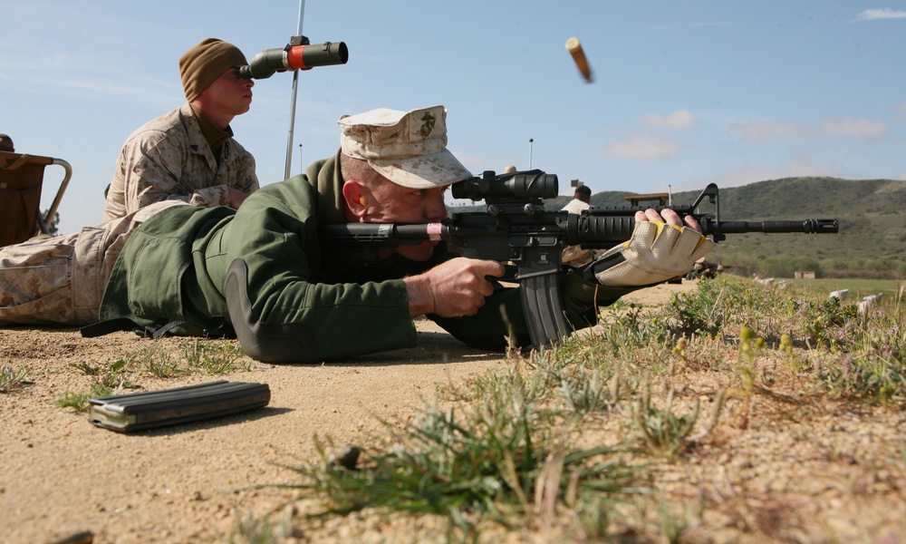 Marines compete and learn at the 2012 Western Division Matches