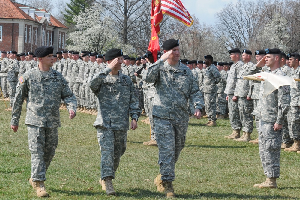 1st Battalion, 6th Field Artillery Regiment, changes command