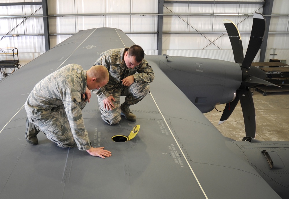 Cannon behind the scenes: crew chiefs with caliber