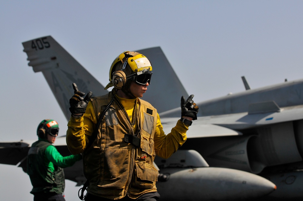 USS Carl Vinson flight deck operations