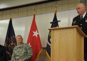 Dokken receives Purple Heart medal