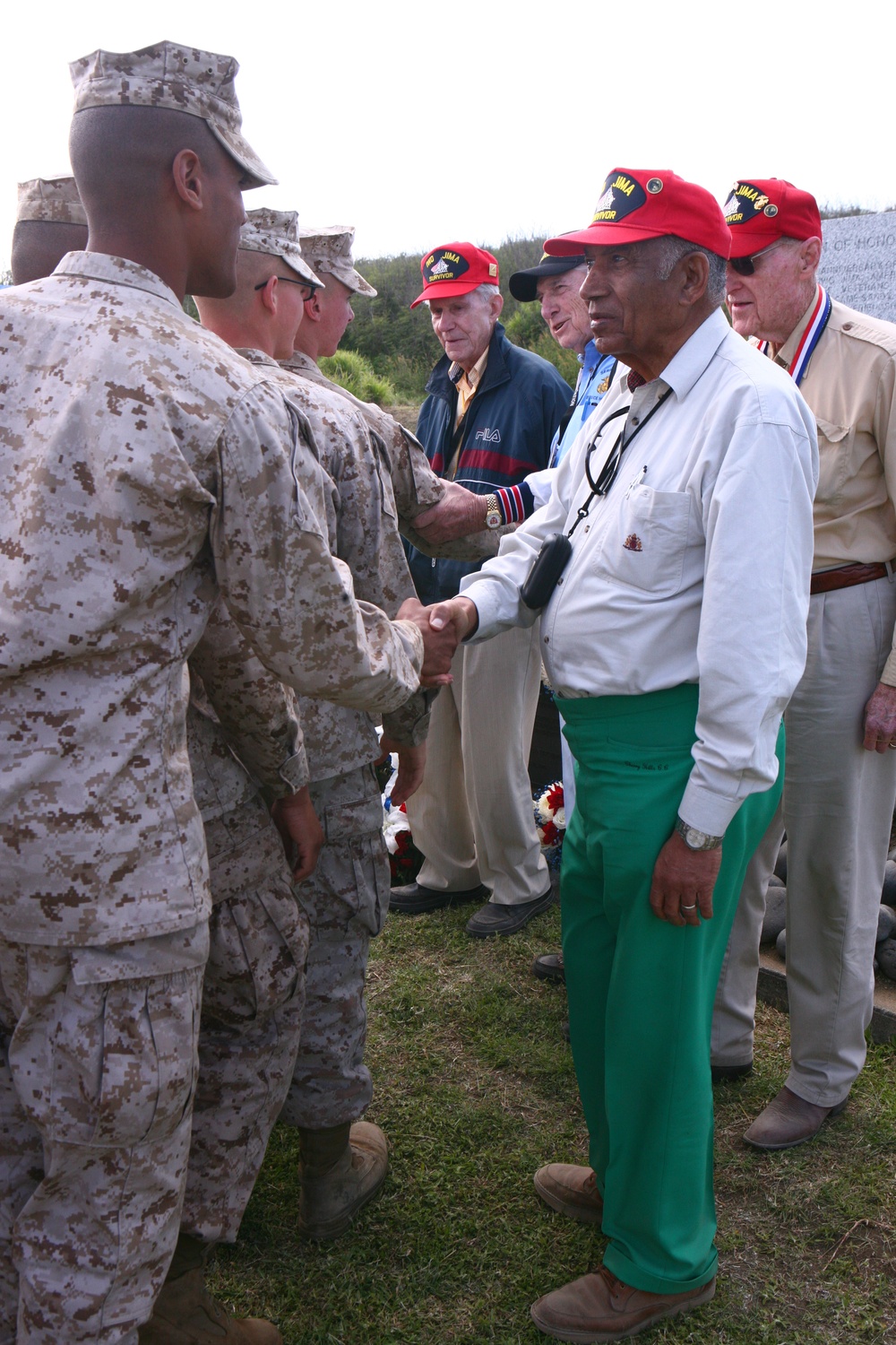 Iwo Jima veterans return to sacred ground