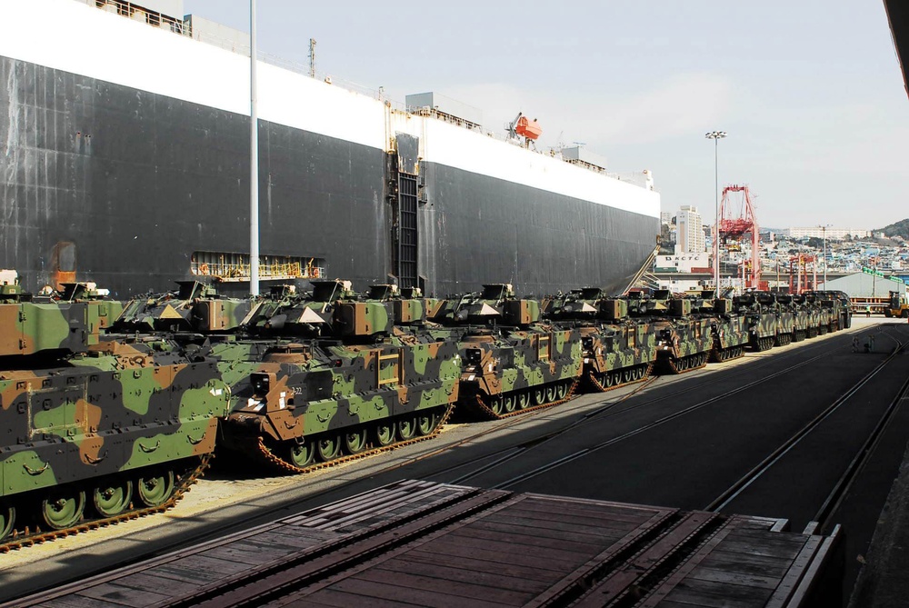 Stryker infantry carrier vehicles arrive in South Korea