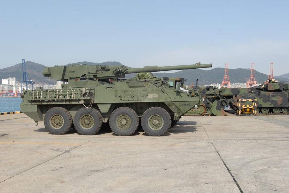 Stryker infantry carrier vehicles arrive in South Korea