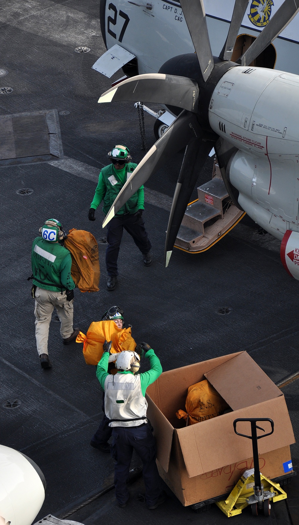 USS Abraham Lincoln flight deck action