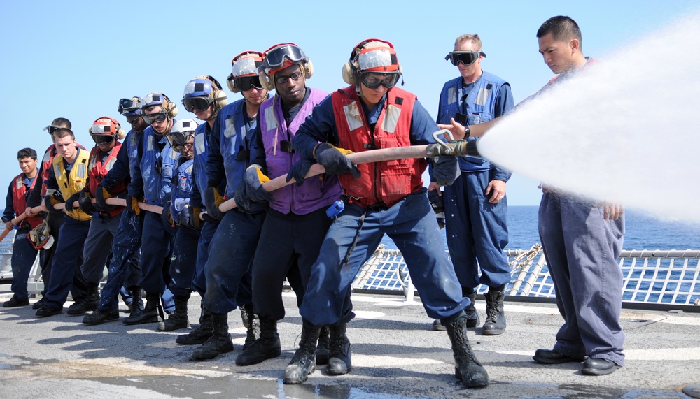 USS Halsey sailors conduct firefighting training