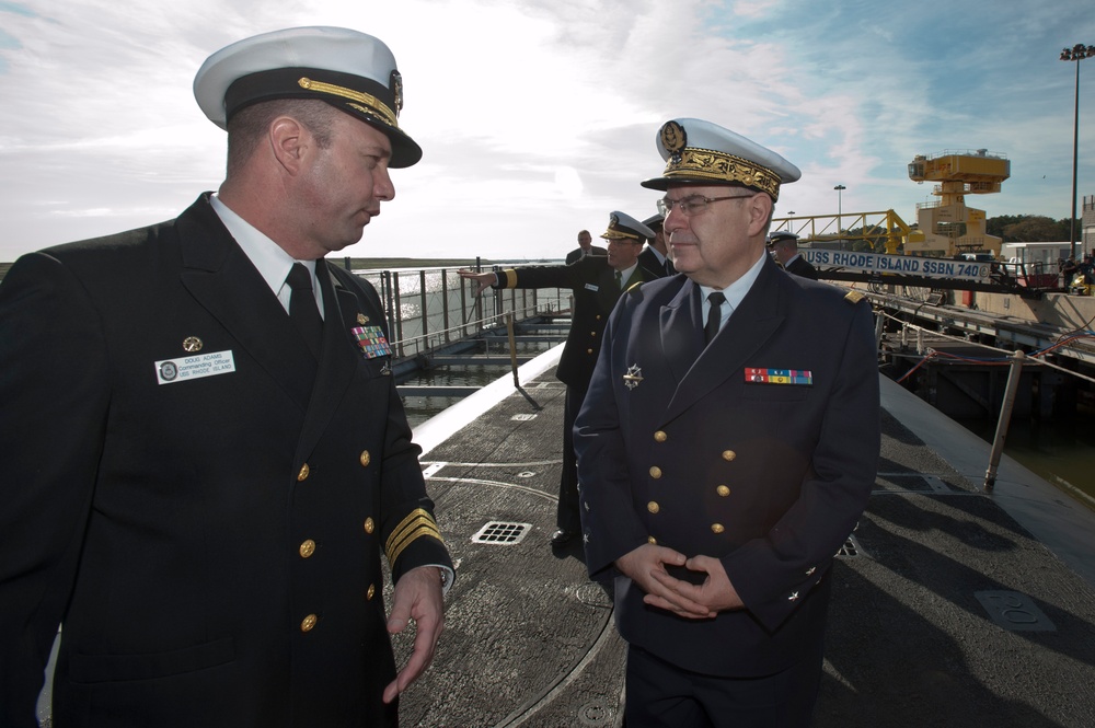 French navy chief of naval staff visits USS Rhode Island