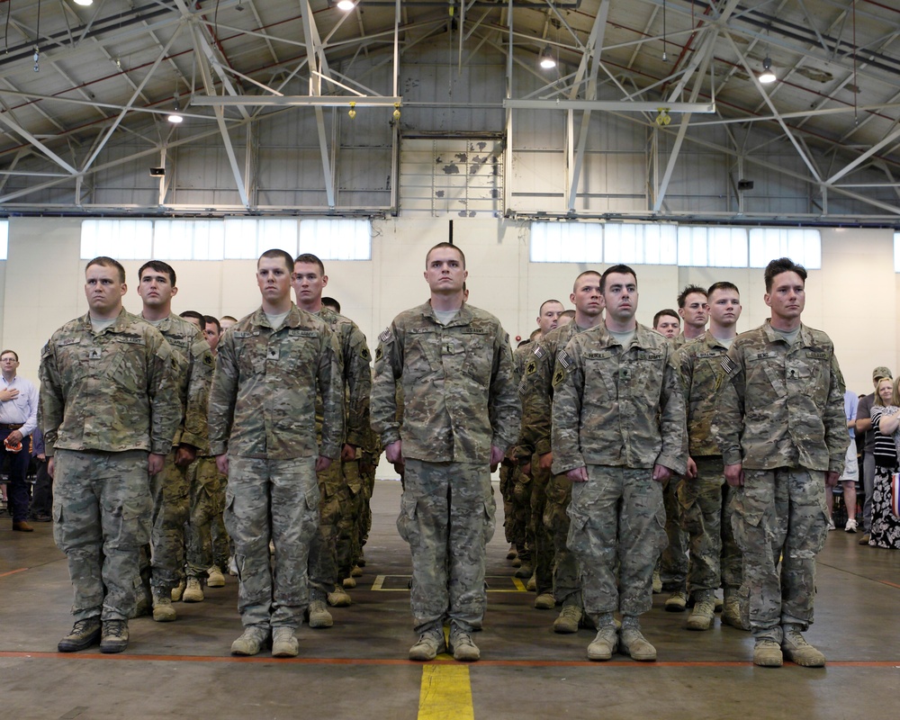 Oklahoma soldiers return from Afghanistan and Kuwait