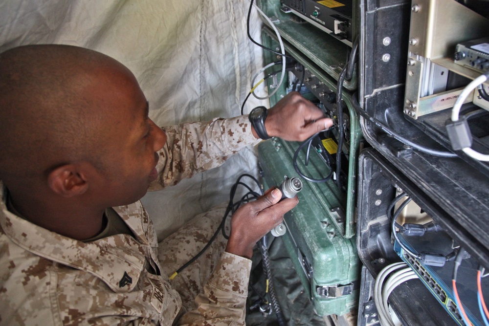 Communication is key: 15th MEU begins COMEX