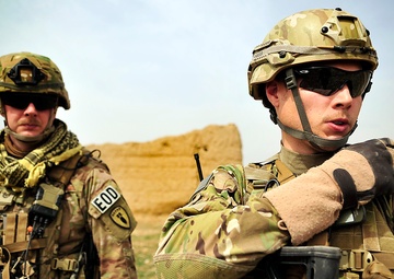 Vancouver native deploys as EOD, defuses bombs, denies terrorist victory