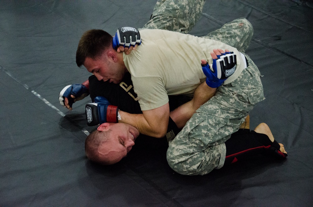 Combatives Welterweight Champion