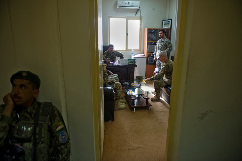 AFCENT Command Chief visits his Airmen