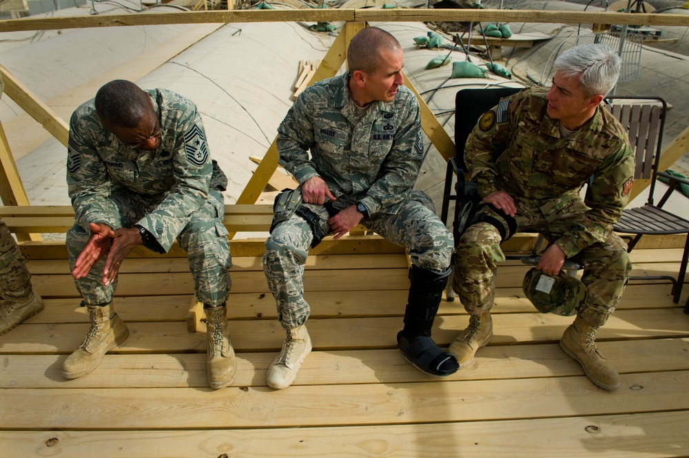 AFCENT command chief visits his airmen