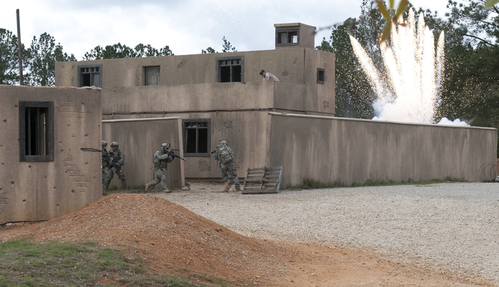 Deploying soldiers train for multi-faceted missions