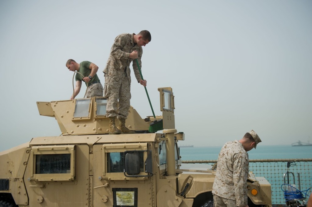 Marines in Bahrain maintain equipment