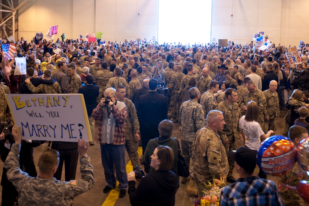 45th Infantry Brigade Combat Team soldiers return to Oklahoma