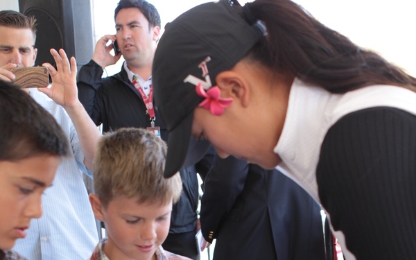 Michelle Wie, Kia Motors donate to Operation Hero