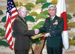 JGSDF thanks Marines, their families, civilian organizations