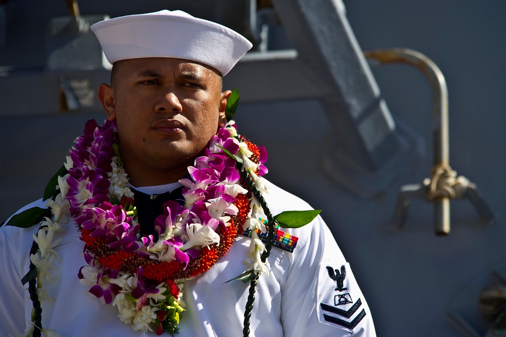 USS O'Kane departs for deployment