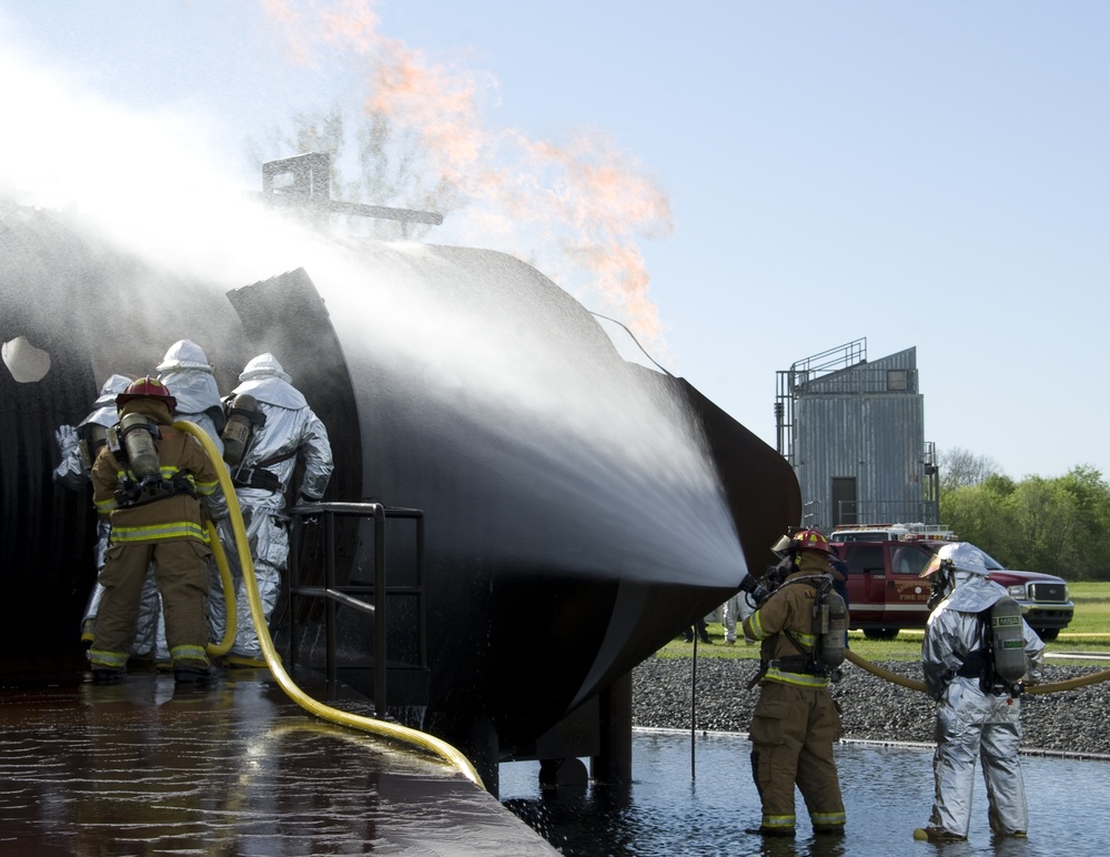 SFD participates in live burn exercise