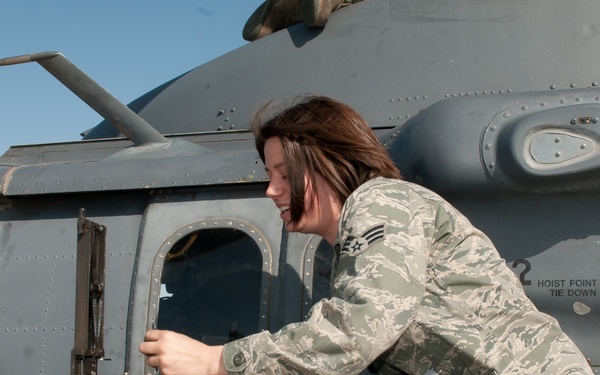 Maintainers keep rescue helicopters flying
