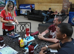 Single soldiers retreat