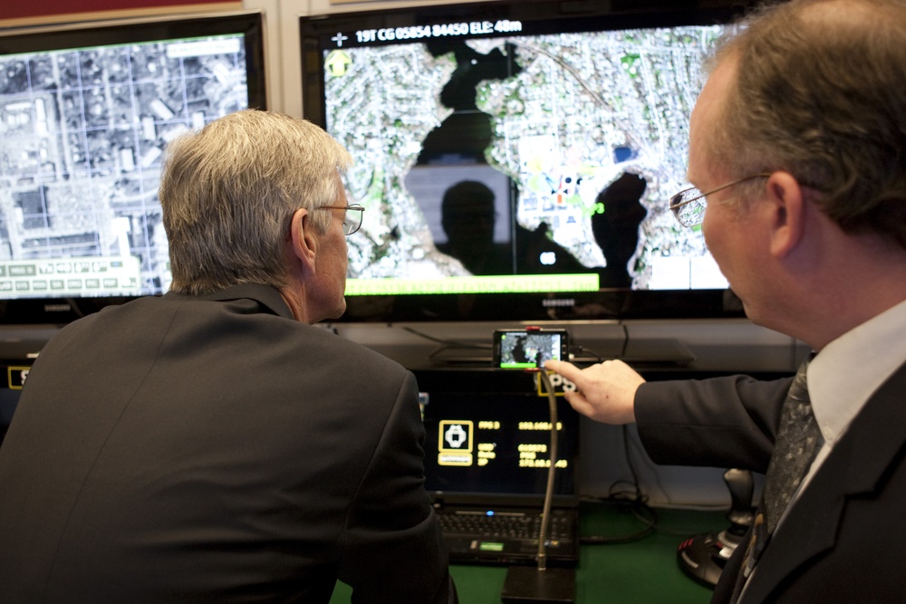 Army secretary sees science behind the soldier at Natick labs