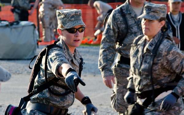 Missouri Guard soldiers and airmen participate in exercise evaluation